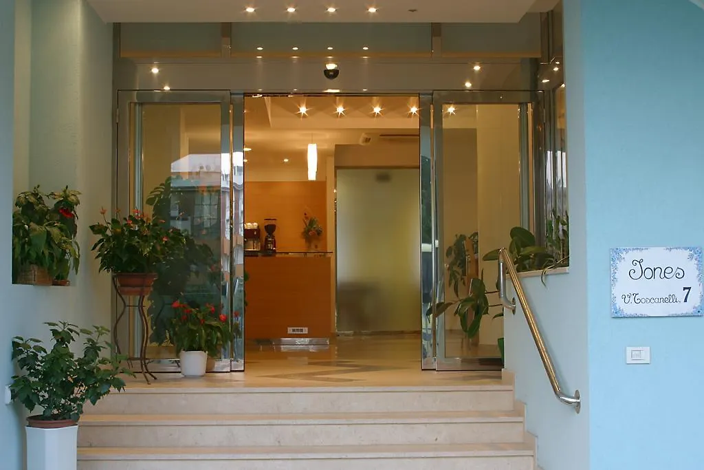Hotel Iones Rimini