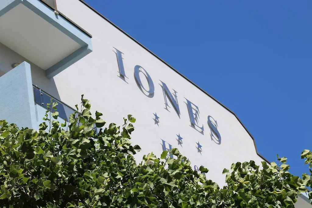 Hotel Iones Rimini