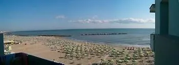 Hotel Iones Rimini
